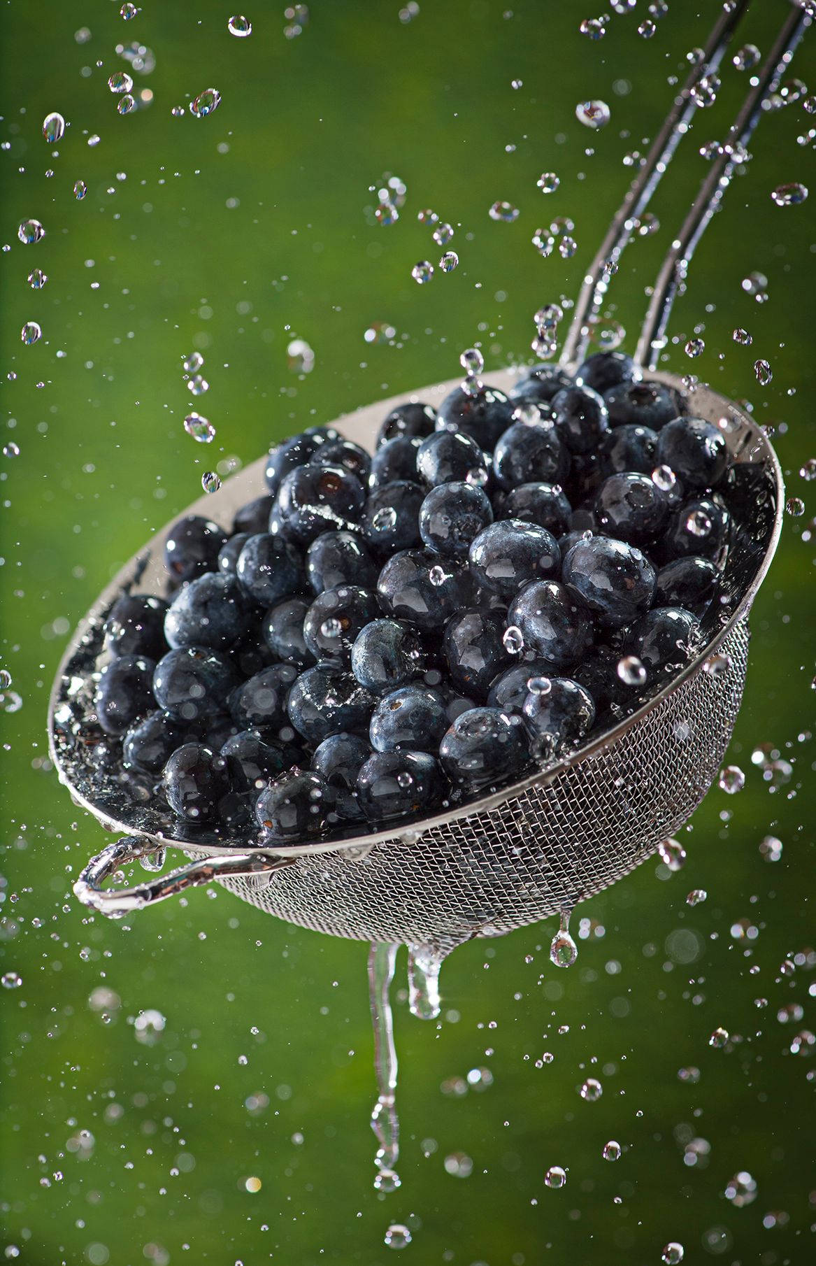 waterdropsbluberries.jpg