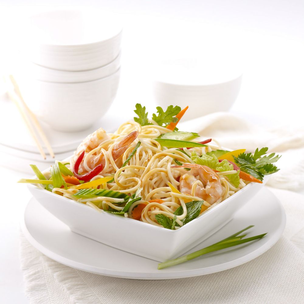 Asian noodle salad with shrimp