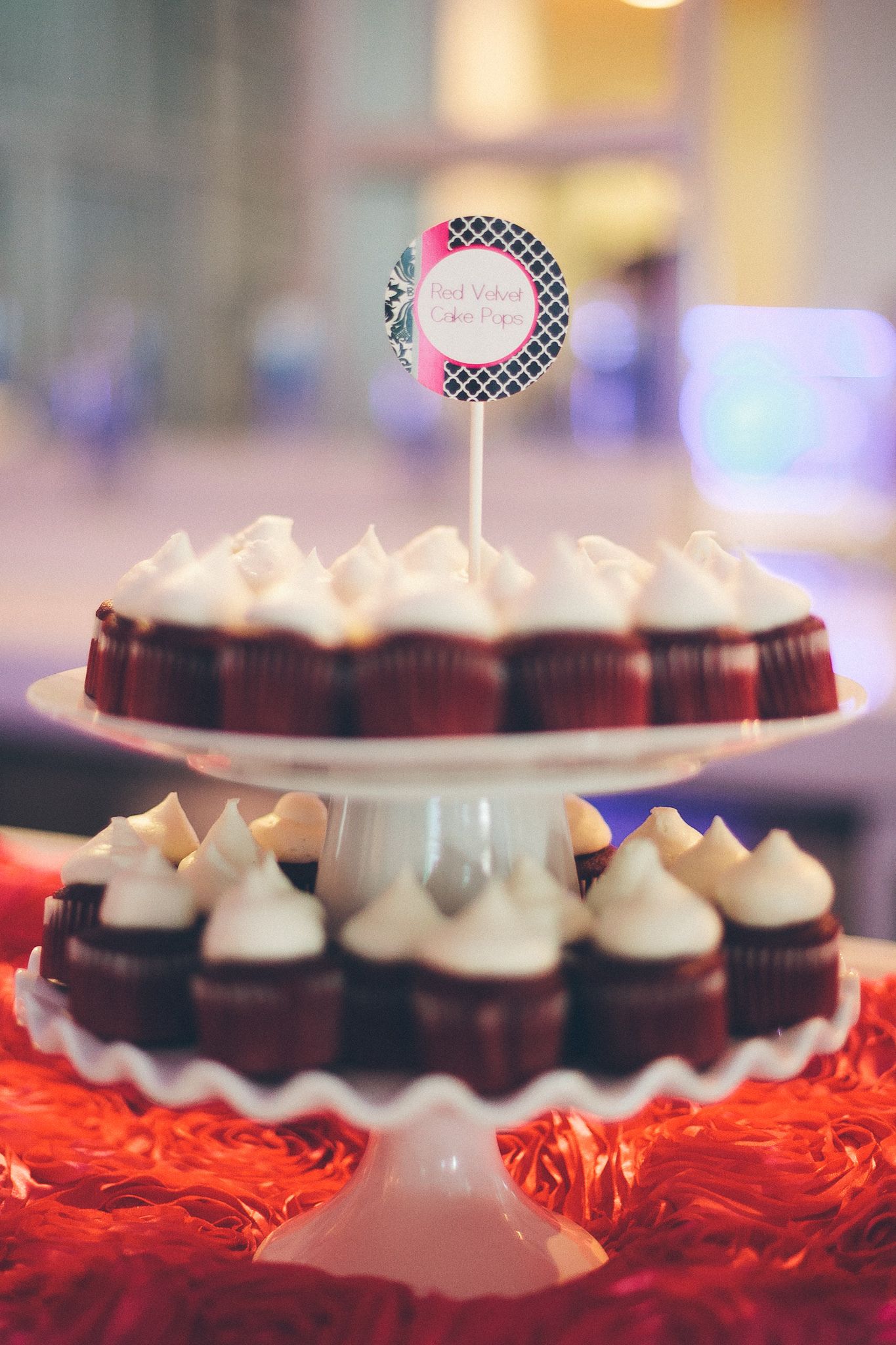 Chez Badeaux Coils and Curls Beauty Lounge at Sagamore, The Art Hotel. Daniel LaTeulade Photography. Sugarsweet Dream Cakes red velvet cupcakes.