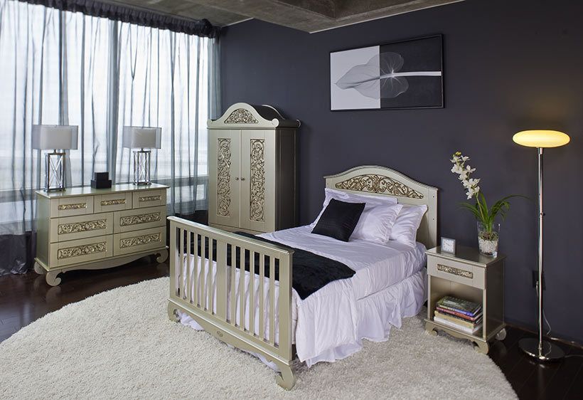 Chelsea Lifetime Silver Bratt Decor at Silo Point