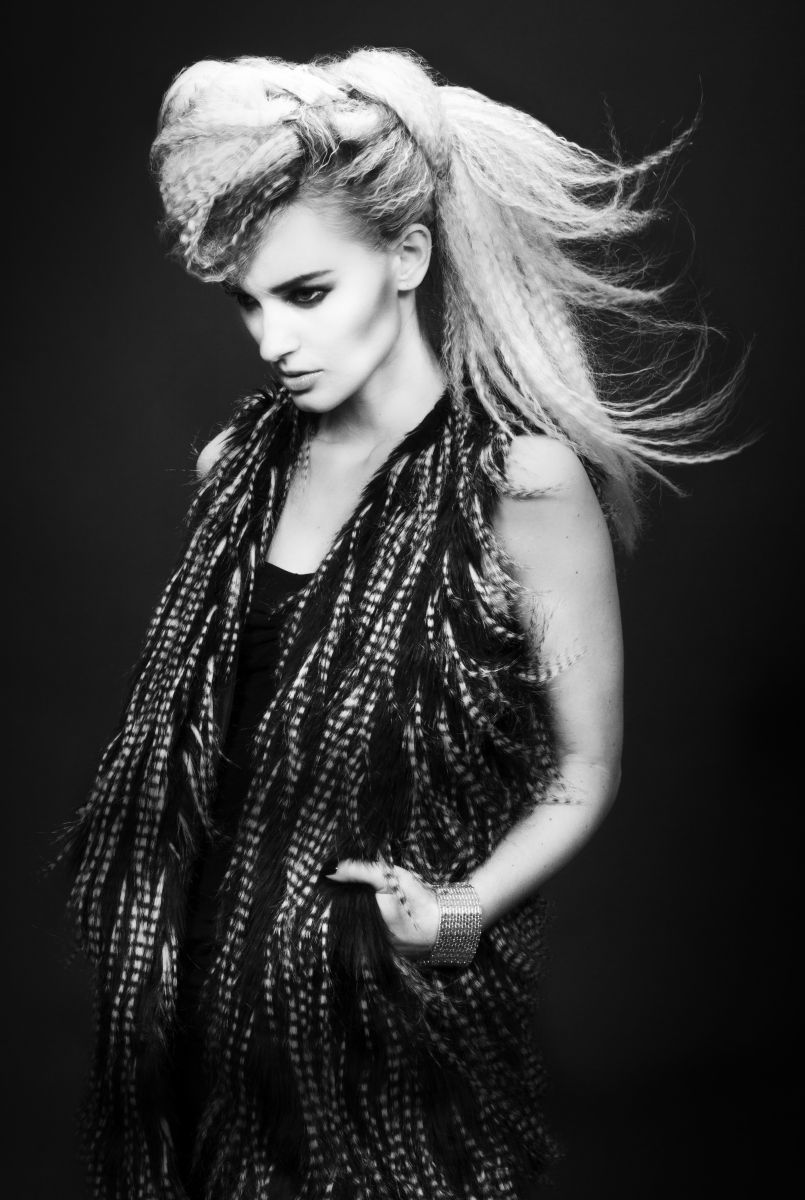 1mary_mackinder_look2