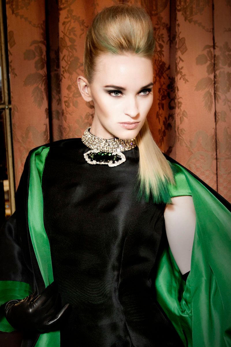 1newsite_model_green2