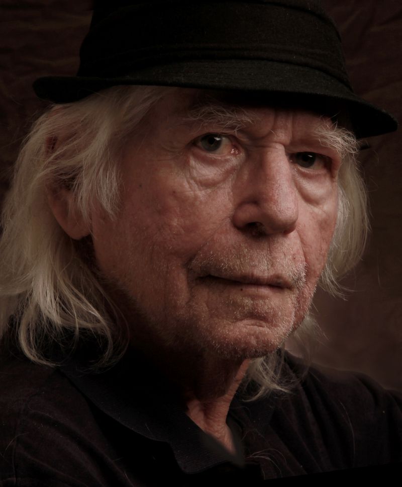 Charles-hat-clr.jpg