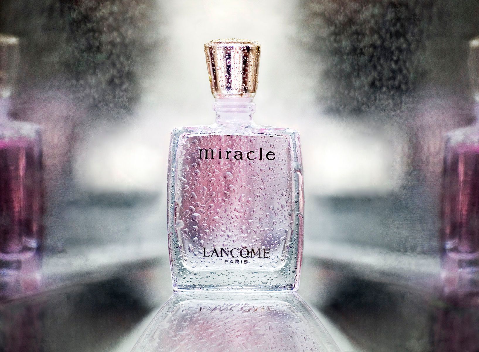1_0_263_1miracle_lancome_mirror_18oo_web__1_wb.jpg
