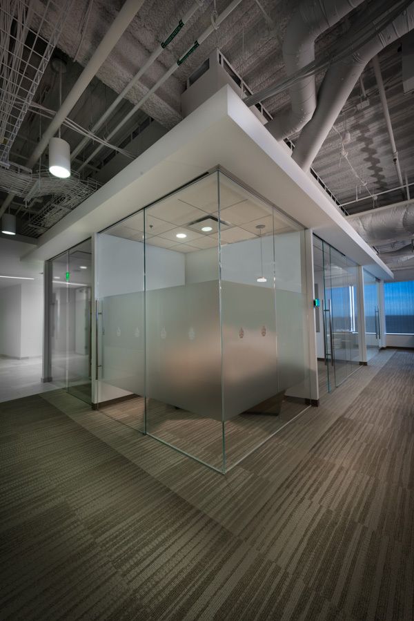 Private meeting and telephone room