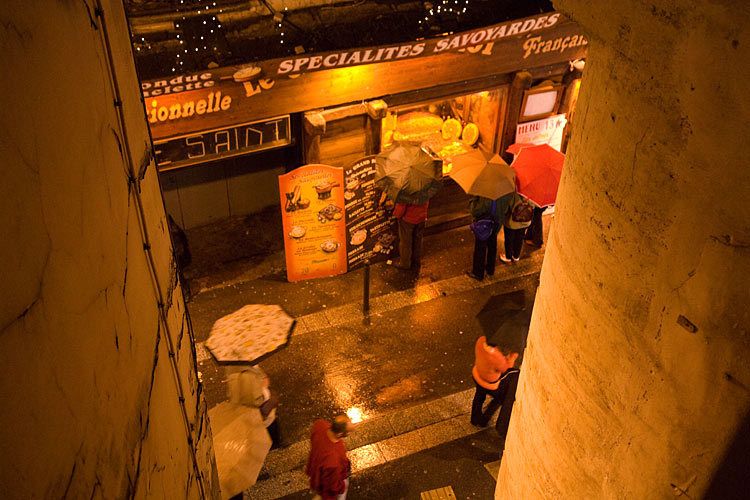 Latin Quarter foot traffic