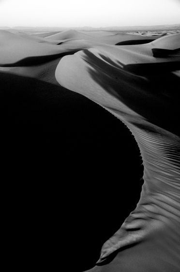 26_1_566_1web_bw_sahara_dunes__6.jpg