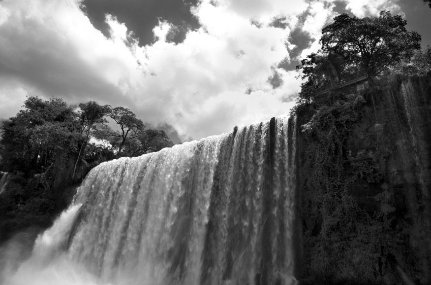 6_0_312_1IguazuArgweb.jpg