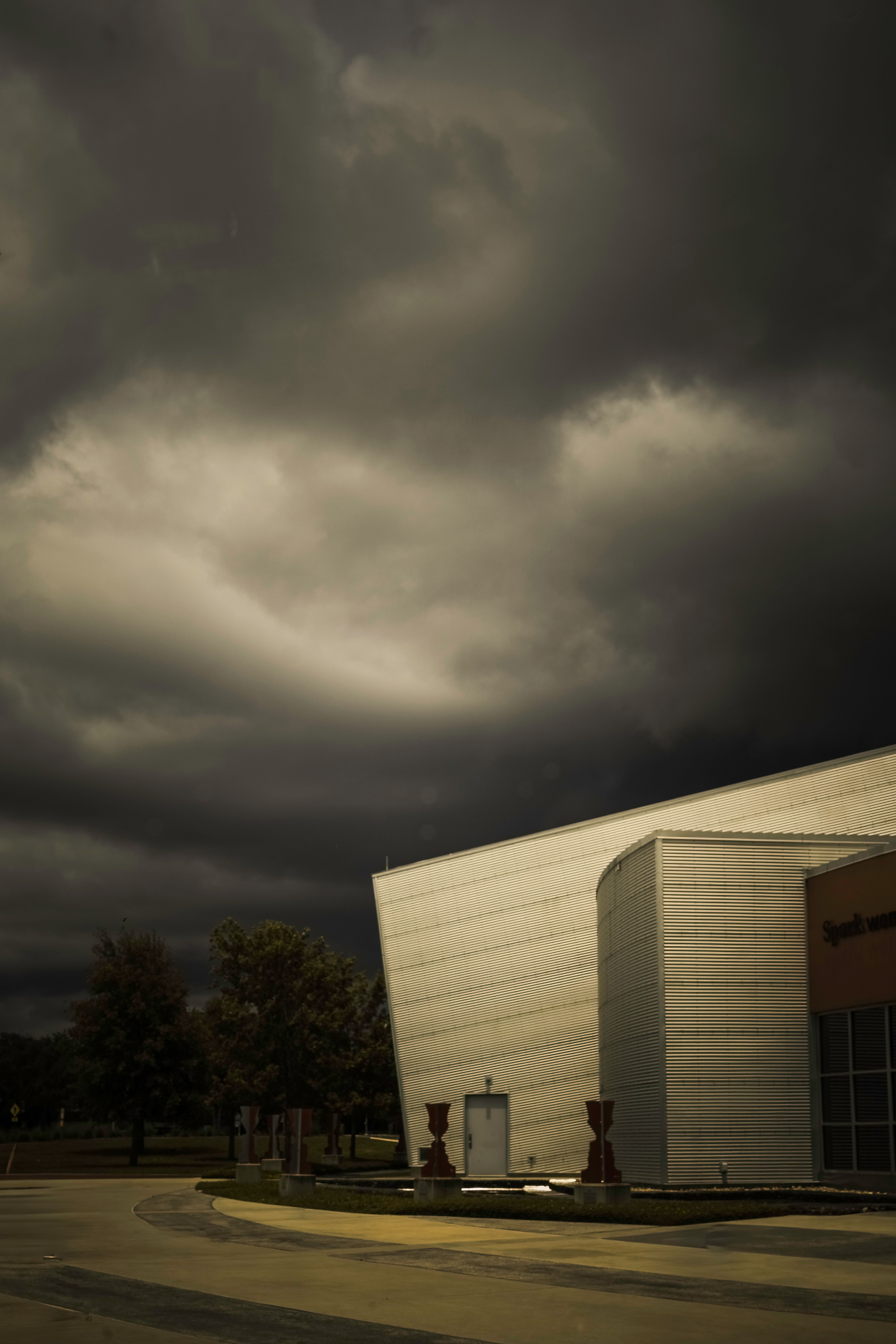 Noisy Day in Thunder City