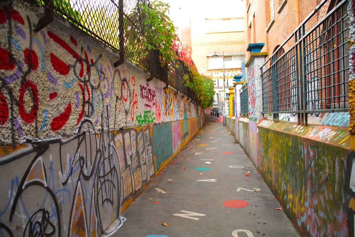 Graffiti-Walk1a.jpg