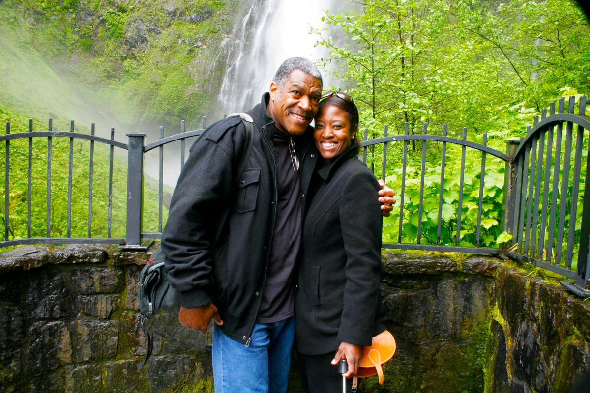 Greg & Lori Livebooks at the Multnoma Falls2.jpg