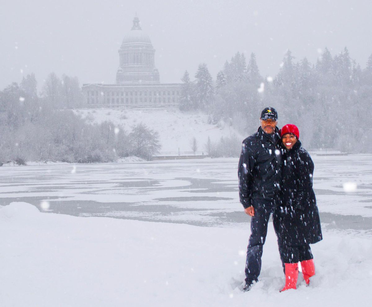 greg & lori's Livebooks in Olympia snow.jpg