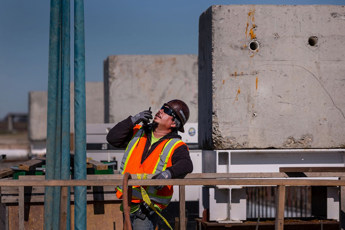 3074452_la-me-high-speed-rail small   021.jpg