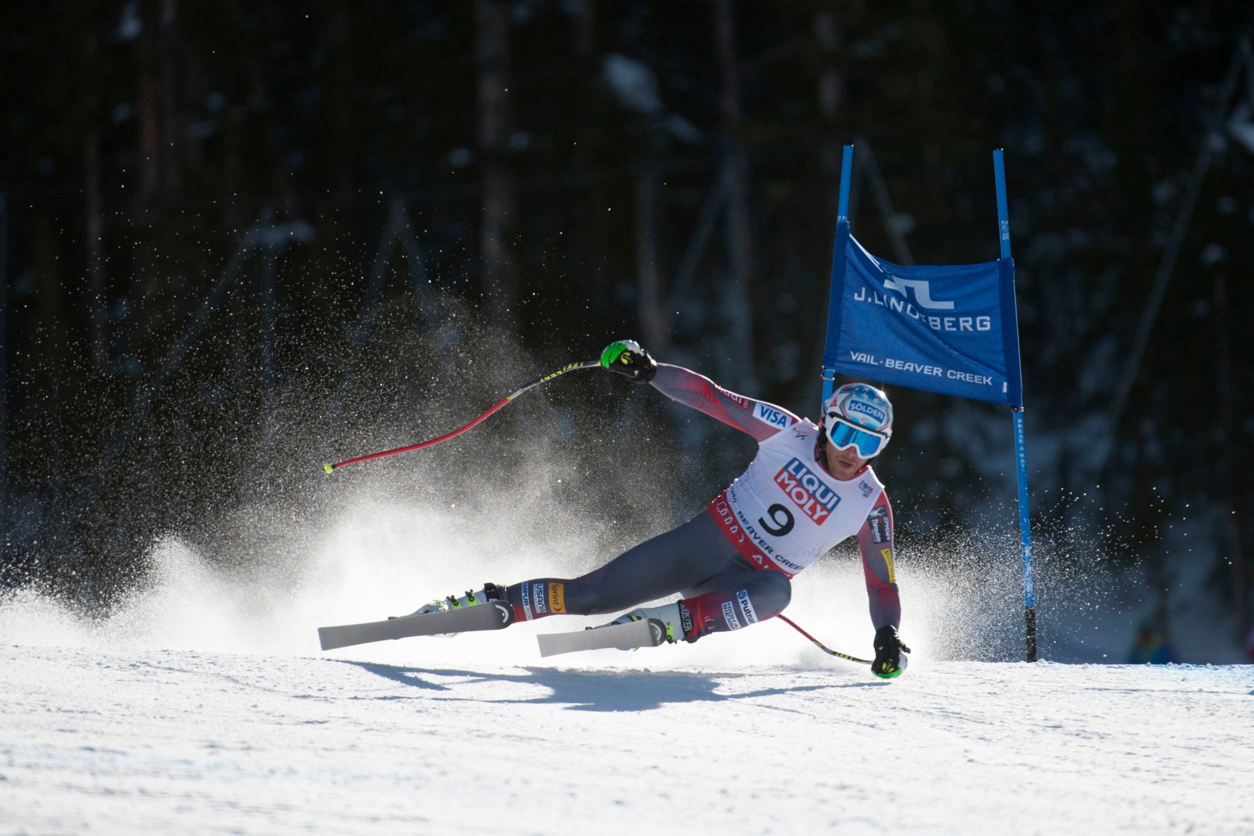 Bode Miller of the United States powers his way down the Birds of Prey racecourse during the 2015 FIS Alpine World Ski Championships at Beaver Creek, Colorado on February 5, 2015. 1_dsc5734