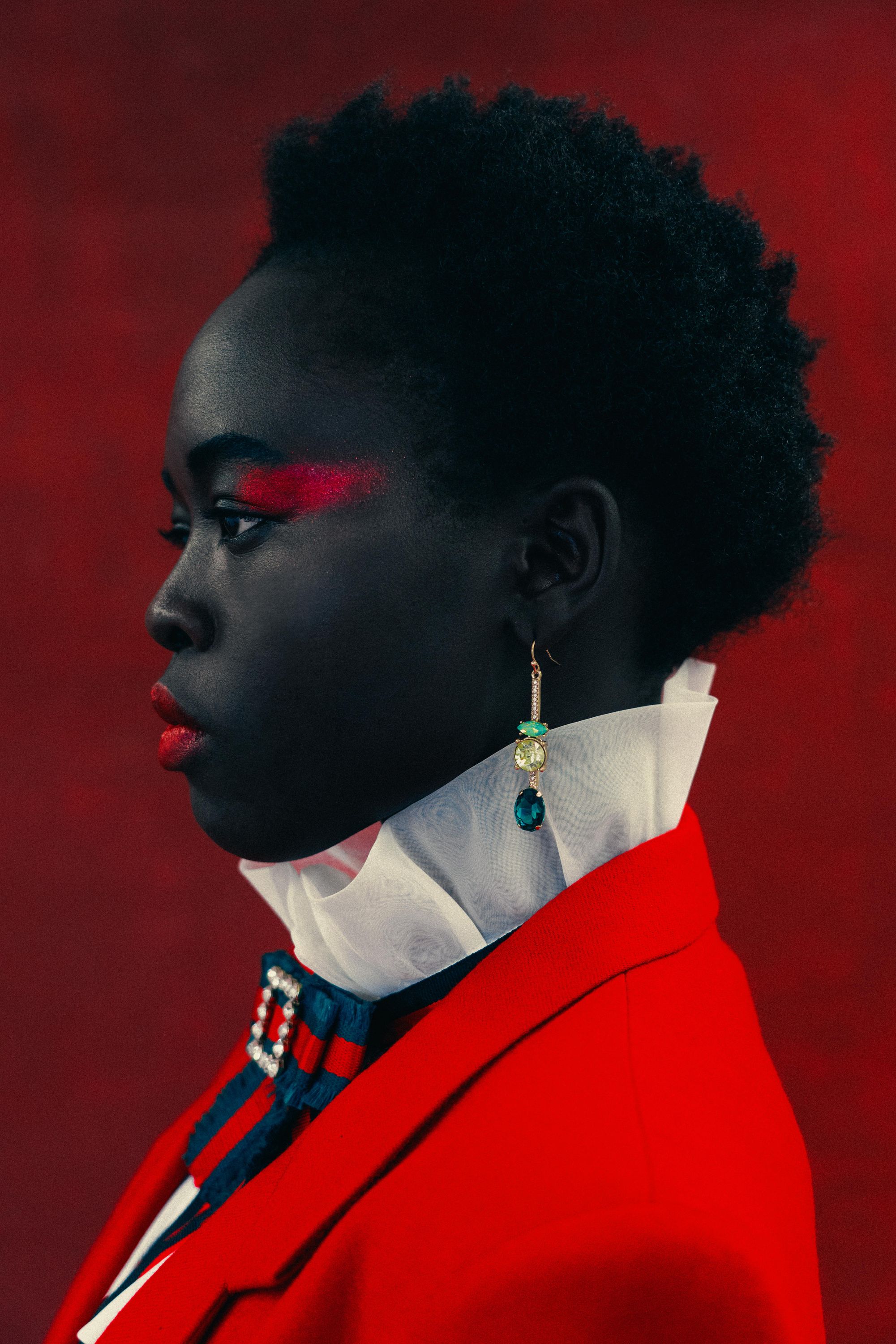 _MNE7836.jpg Paula Vulcan mag. copy.jpg