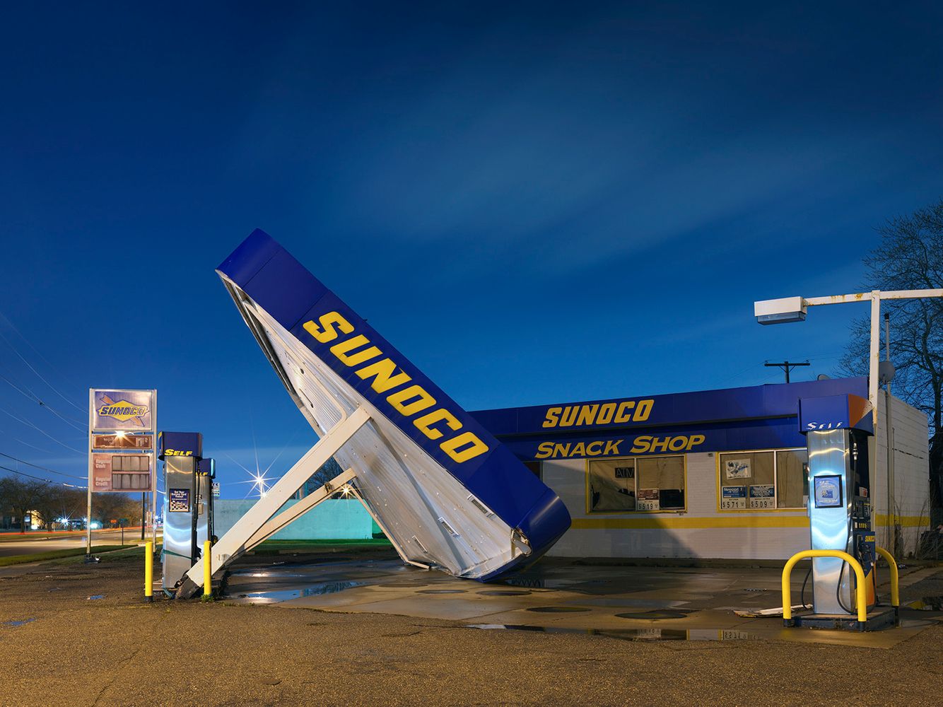 Gas Station, Westside, Detroit 2016