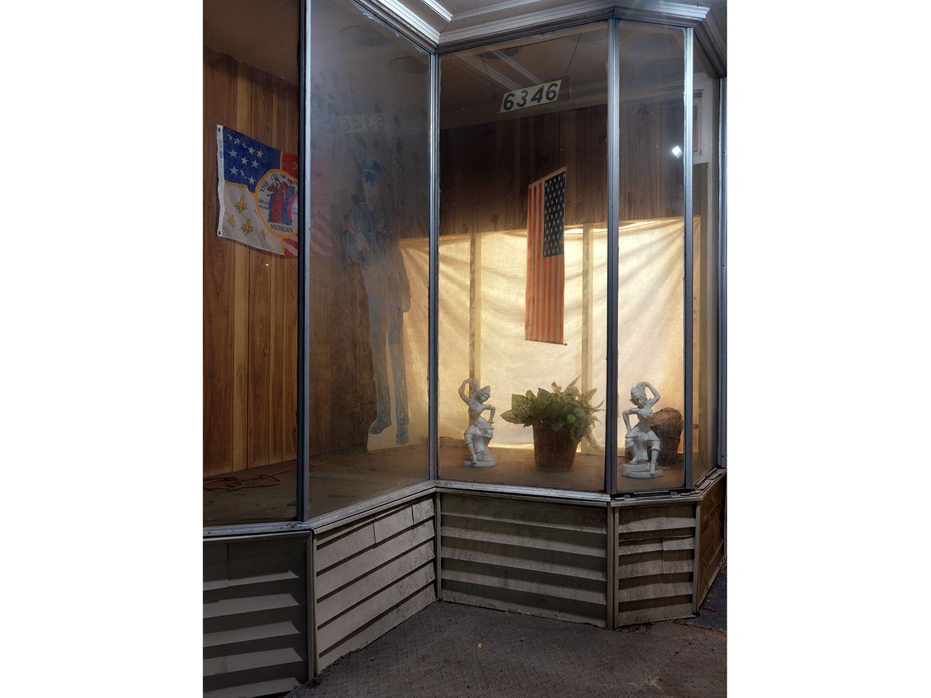 Storefront on Gratiot, Eastside, Detroit, Mi 2016