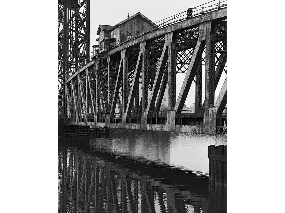 Lift Bridge, Chinatown, Chicago 2001