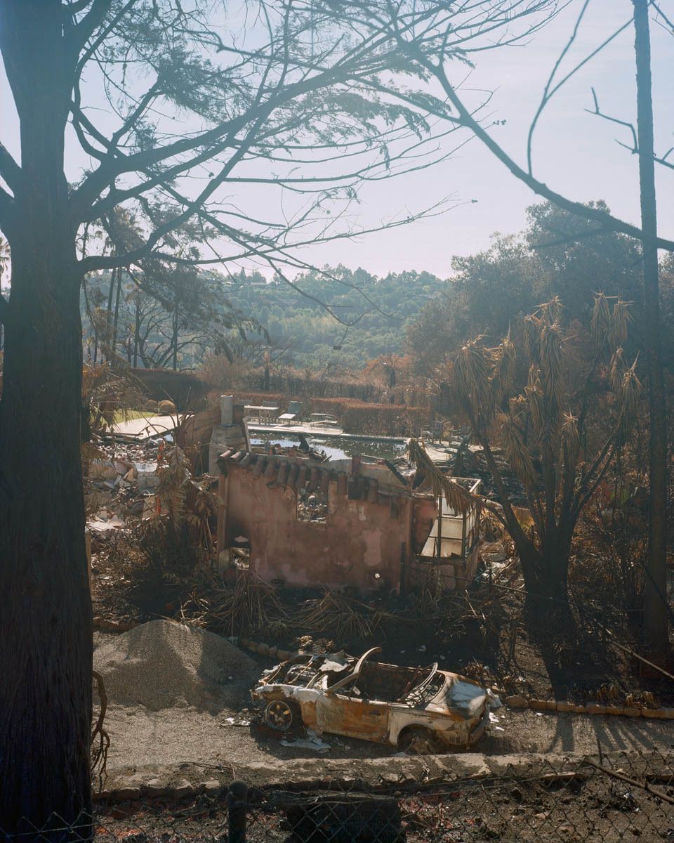 I spoke with a resident whose home was destroyed in the blaze and who expressed her thankfulness to be alive on the one hand, but also anger considering that primary attention had been paid to saving the houses owned by celebrities.  Actor Christopher Lloyd saw his own home destroyed. 2008 Tea Fire, Montecito, California-10 Days Later