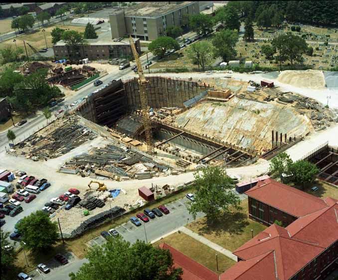 Cut and cover tunneling operation, Congress Heights Metro Station (subway)