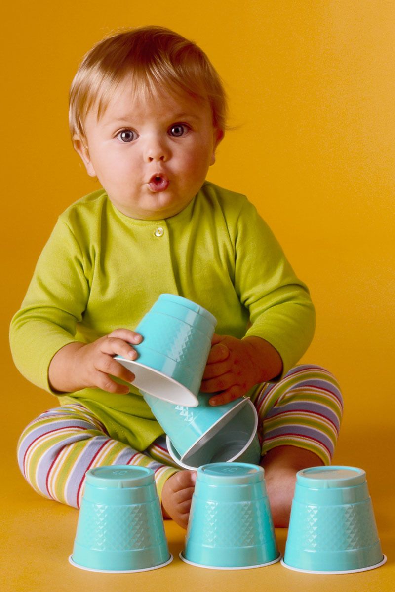1babby_with_cups.jpg