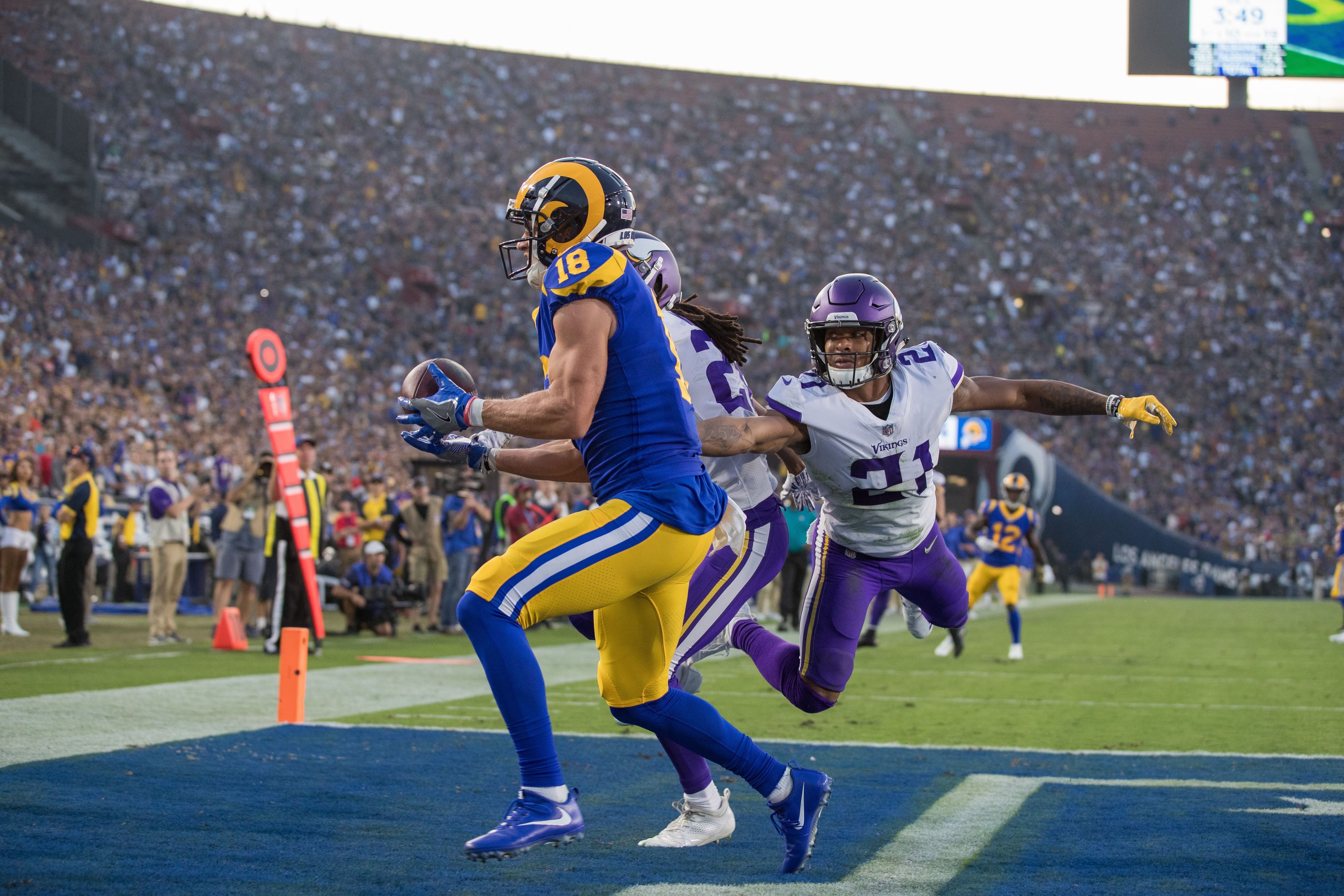 Rams_Coliseum_002.jpg