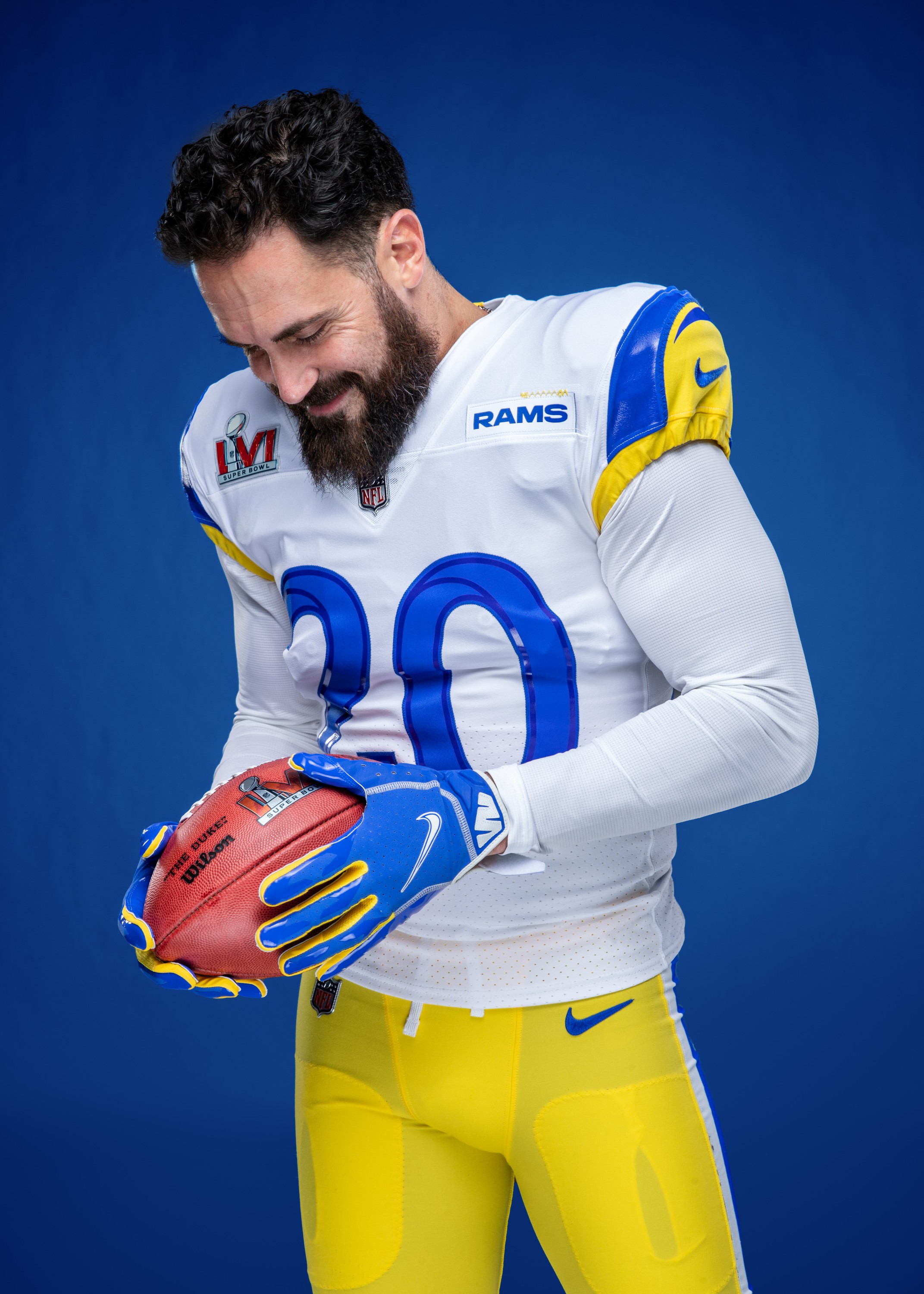 Blue_LAR_ERIC_WEDDLE_SB56_042.jpg