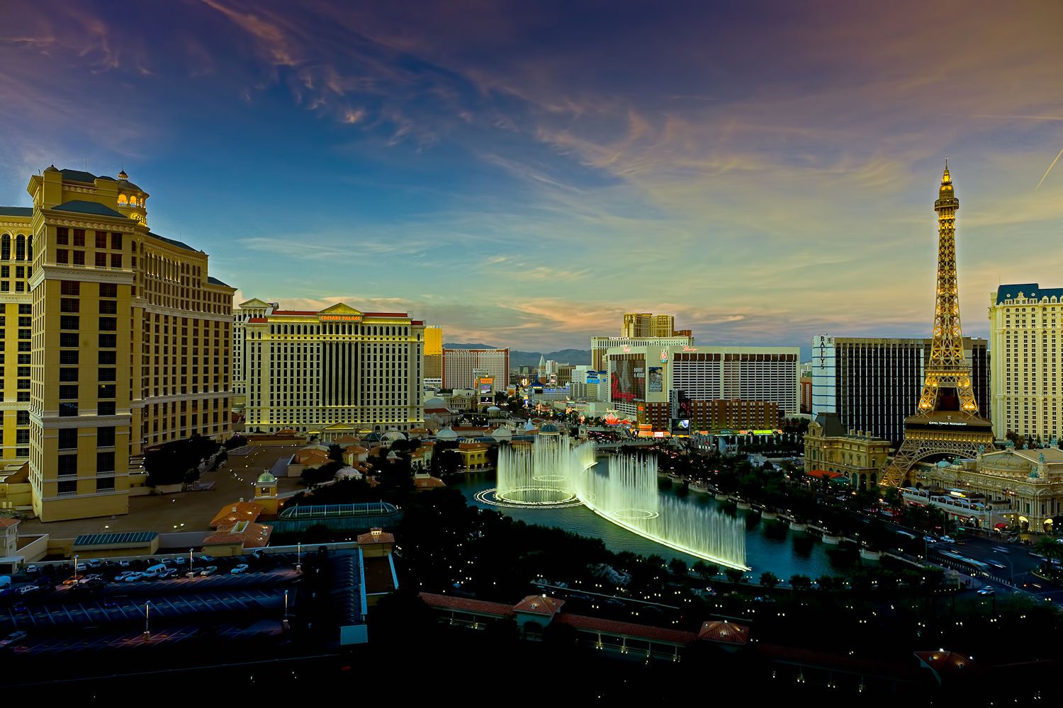 Bellagio fountains at sunset