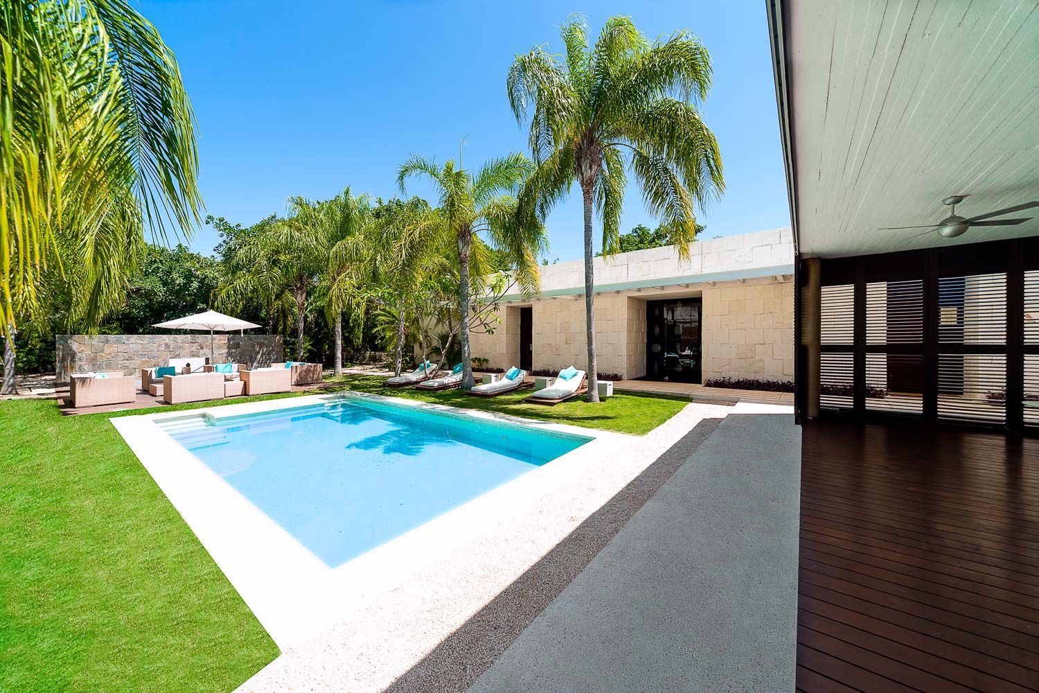 1r20150517_Blue_Diamond_Suites Riviera_Maya_andrew_ptak_3268.jpg