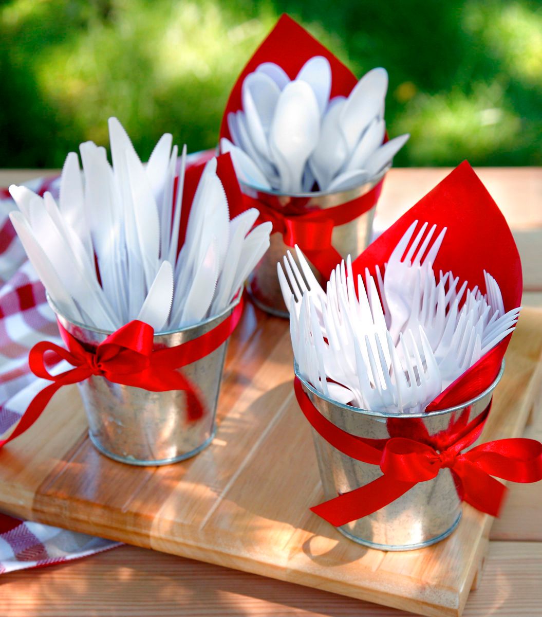 1r8_20_nicole_collection_plastic_cutlery