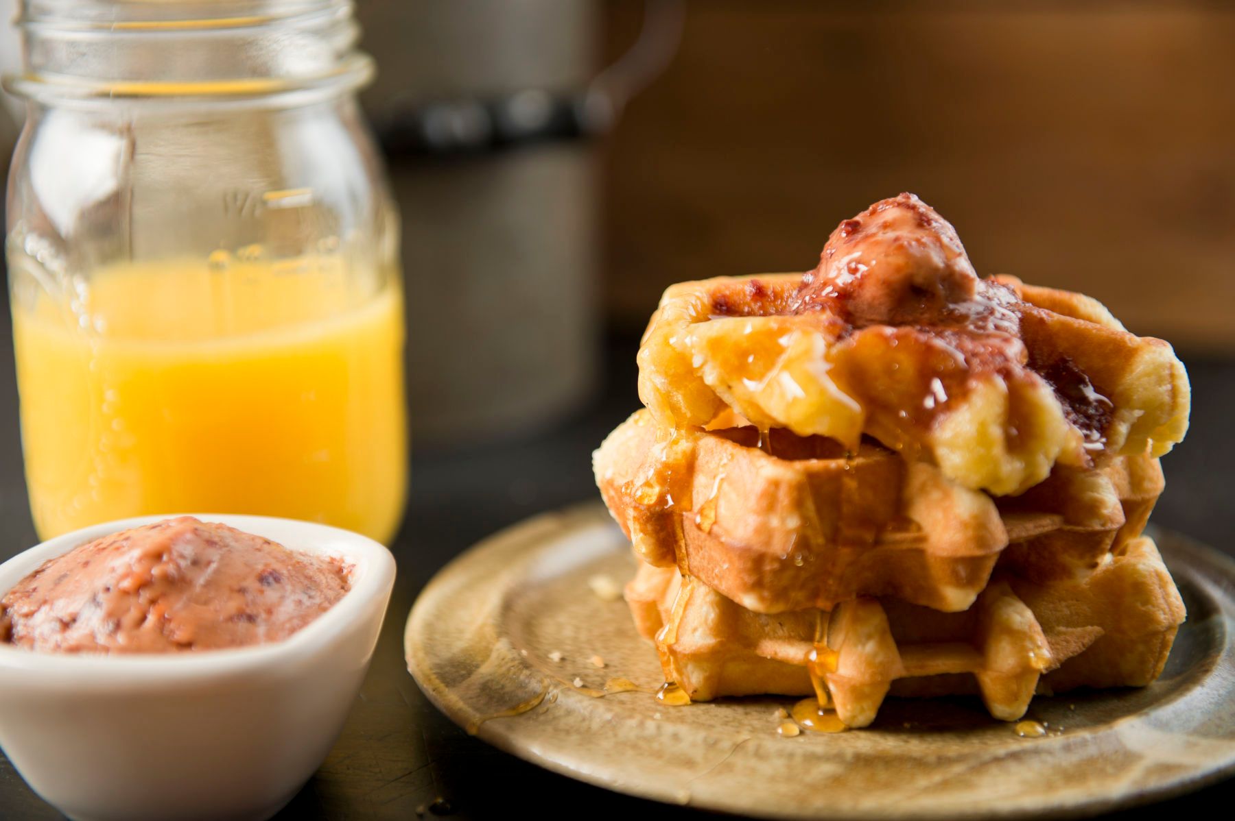 1slate_roof_creamery_waffles_01_dsc6736