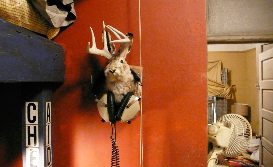 Int. Lower East Side Tenement Apartment