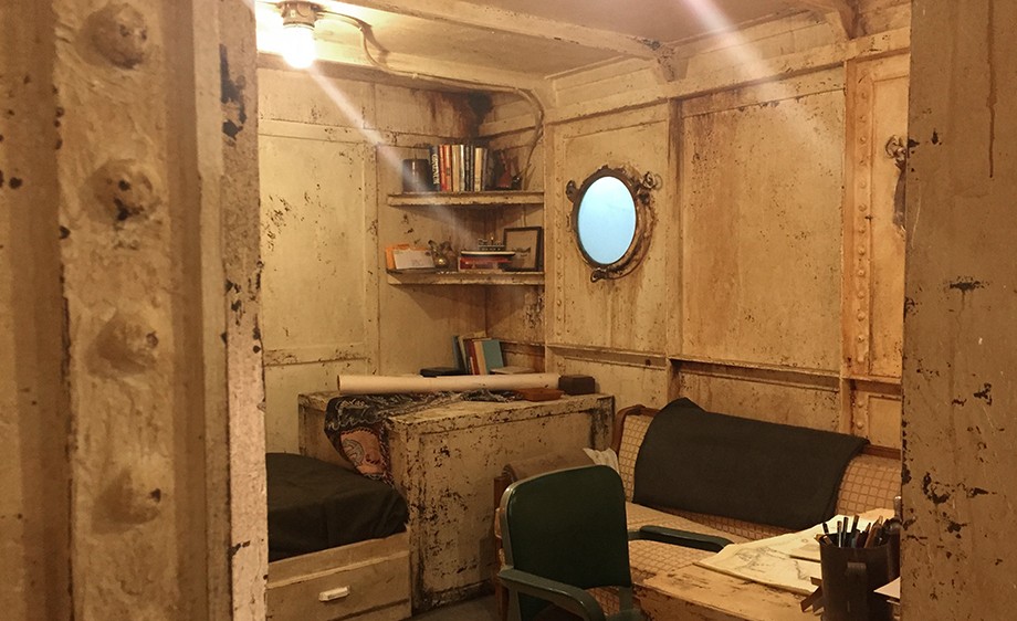 Int. Steamship Captain's Quarters