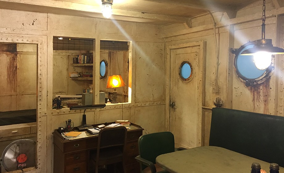 Int. Steamship Captain's Quarters