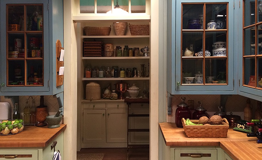 Int. Rayburn Inn- Private Kitchen & Dining Room