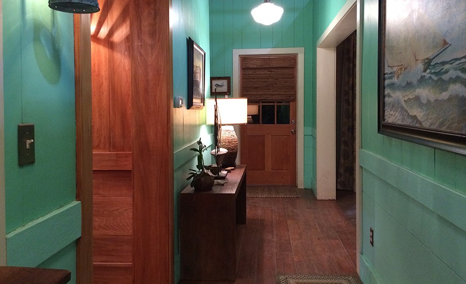 Int. Rayburn Inn- Private Kitchen & Dining Room