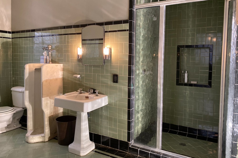 Int. Judge Desiato's Chambers