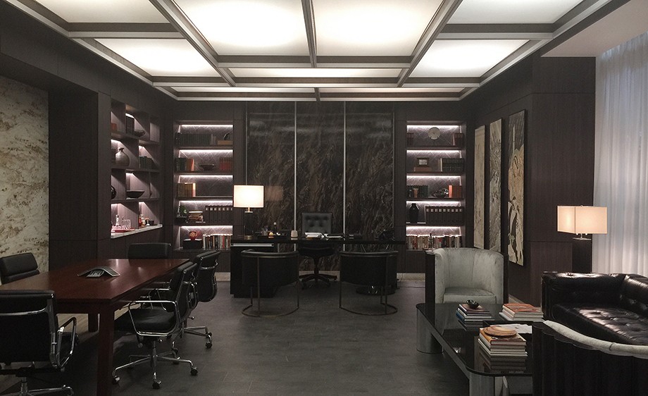 Int. Yakatomi CEO Office