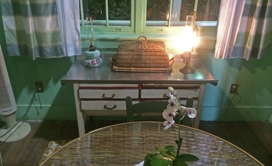 Int. Rayburn Inn- Private Kitchen & Dining Room