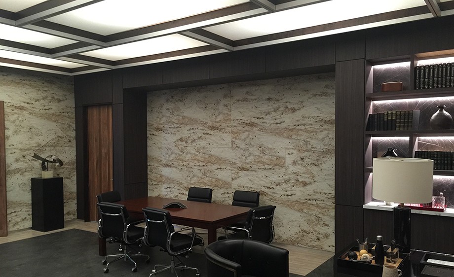 Int. Yakatomi CEO Office