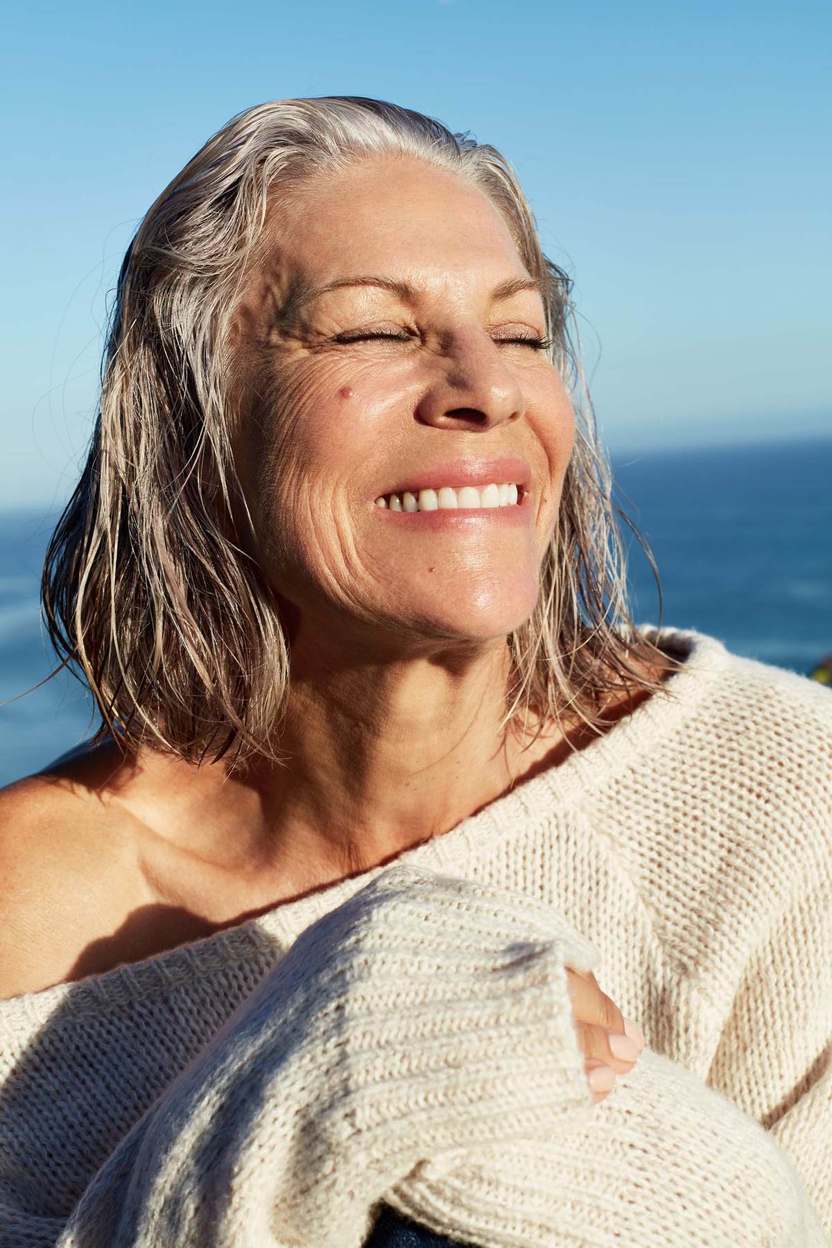 MATURE beautiful Woman is smiling outdoors__2U9A9075 copy.jpg