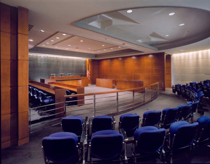 Photo: Hedrich Blessing IIT Kent Law SchoolMoot Courtroom