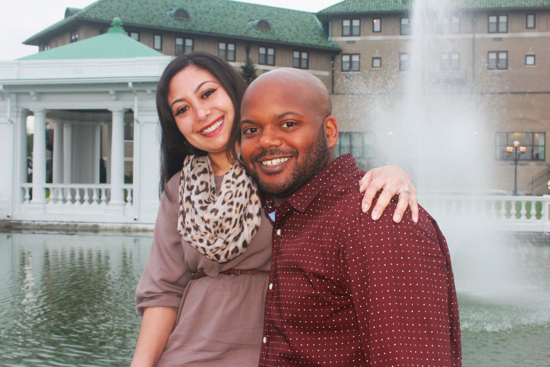 1delores_and_emerson_by_the_fountain