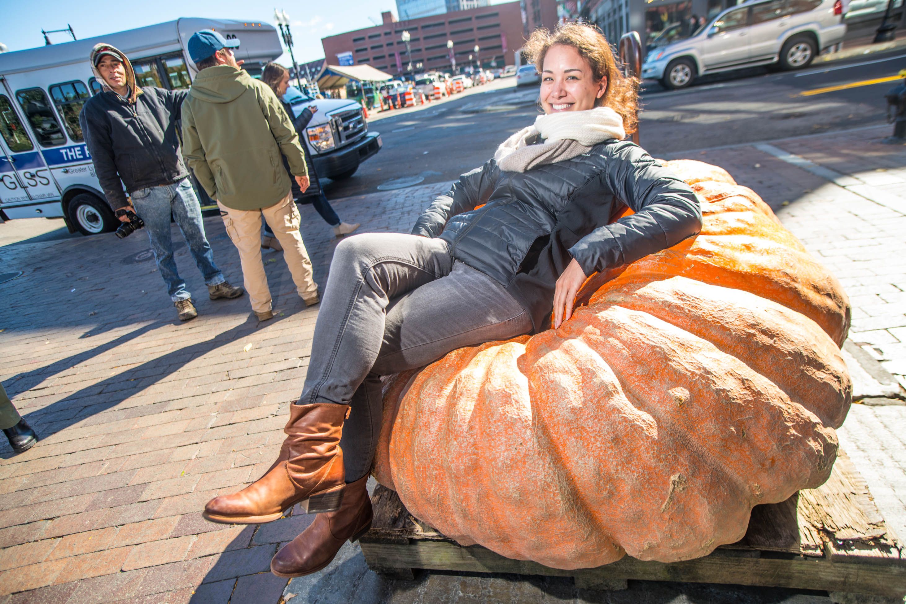 16_Giant Pumpkin@BPM_101818_DSC_7734_Â©2018 Derek Kouyoumjian.jpg