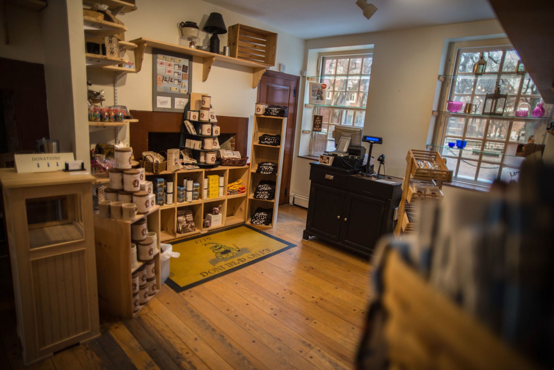 1interior_captain_jackson_s_dsc_4876___2015_derek_kouyoumjian