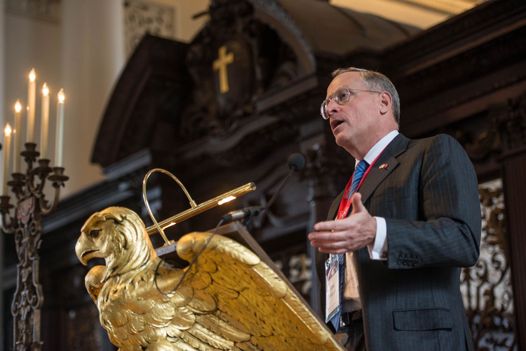 1news_ross_perot_jr_harvard_memorial_chapel_dsc_3166___2015_derek_kouyoumjian