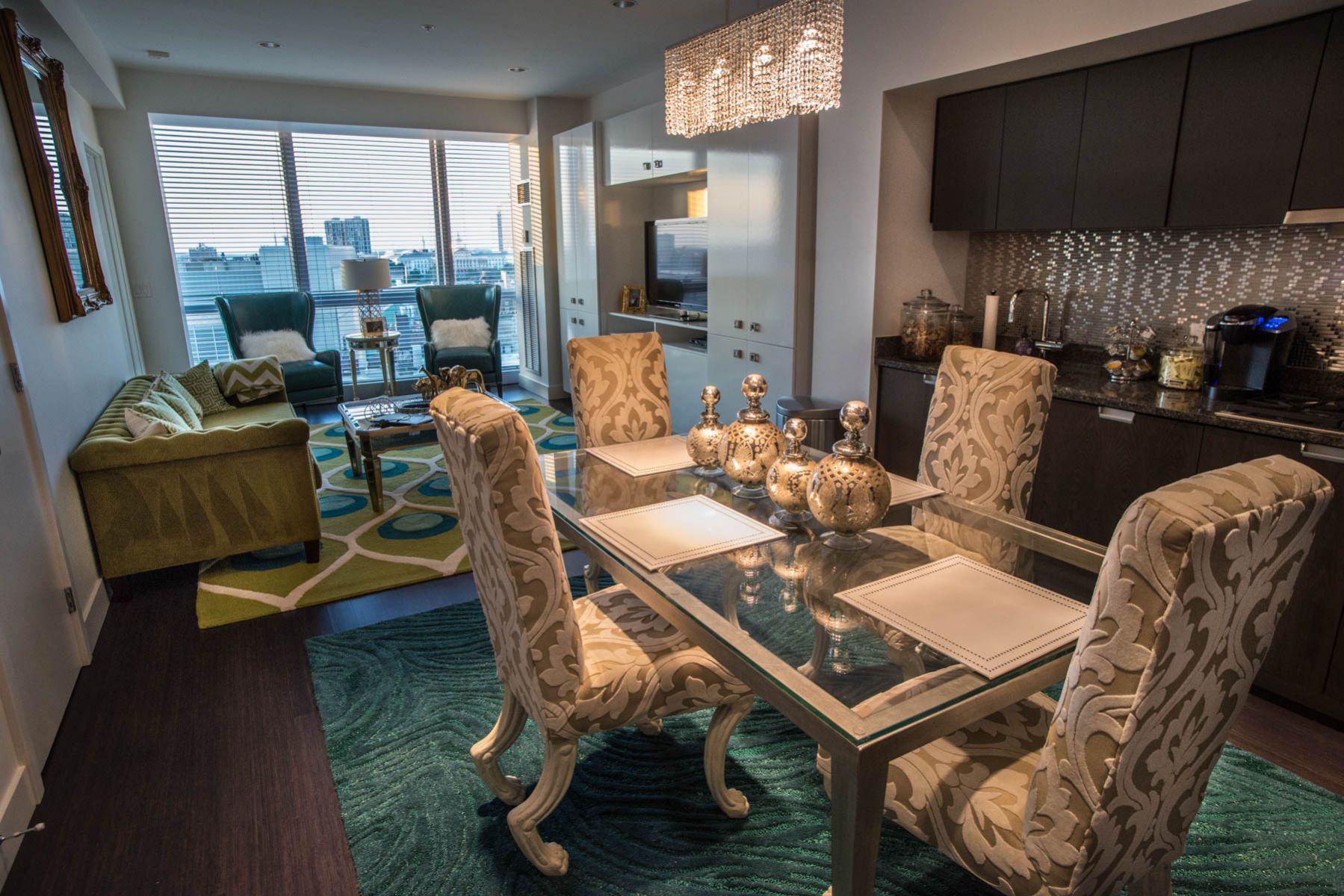 1w_hotel_dsc_8743___2015_derek_kouyoumjian