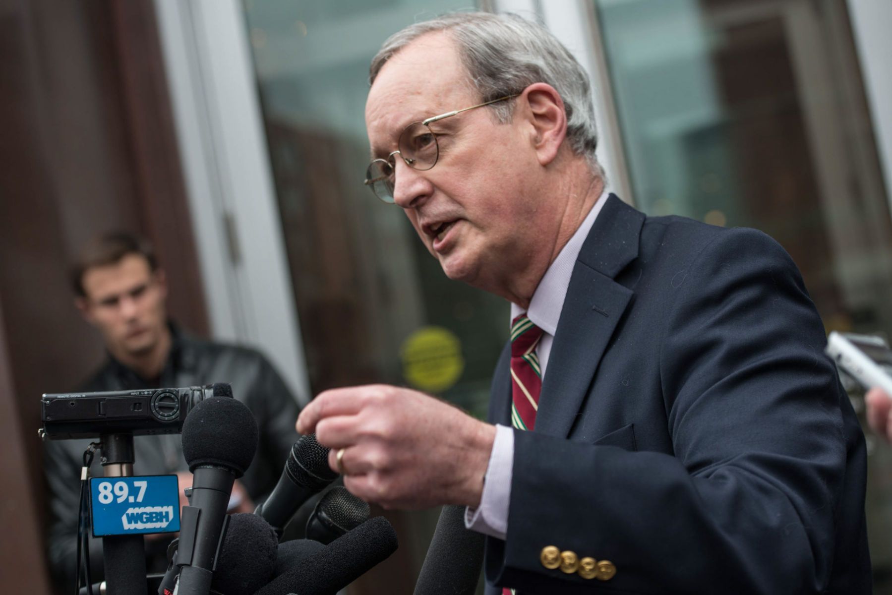 1news_mgh_dr_david_hooper_120315_dsc_1242___2015_derek_kouyoumjian