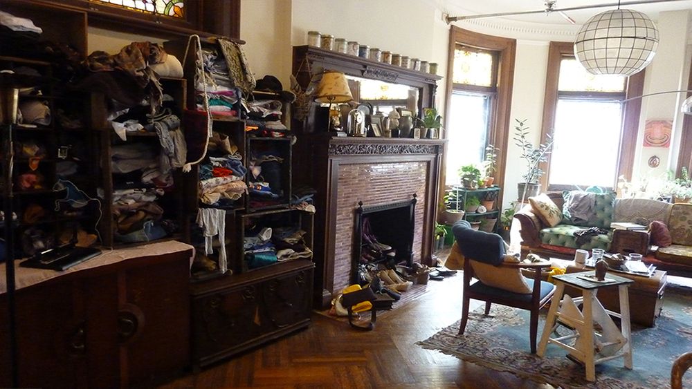 Bess' Living Room/Closet