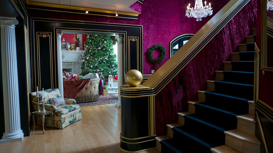 LOCATION BUILD: Mena Ranch Foyer, 1980